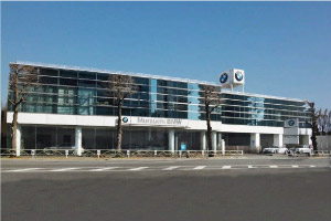 Murauchi BMW 府中店